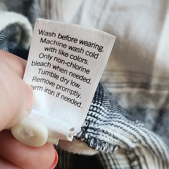 SO Black and White Plaid Cotton Flannel Long Sleeve Jr's size - Picture 8 of 8